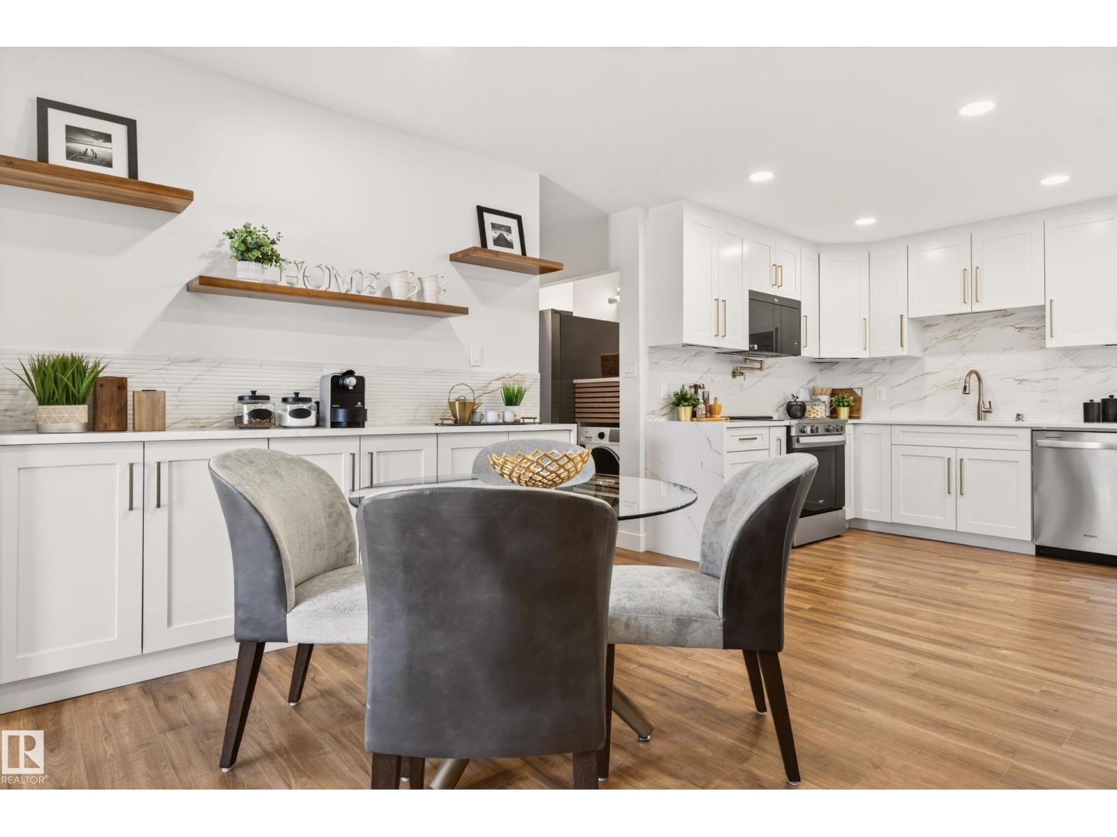 18312 91 AV NW - 25