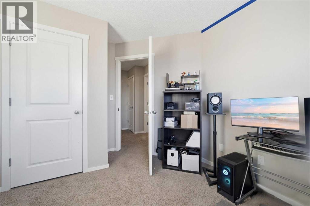 176 Evansview Gardens NW - 19