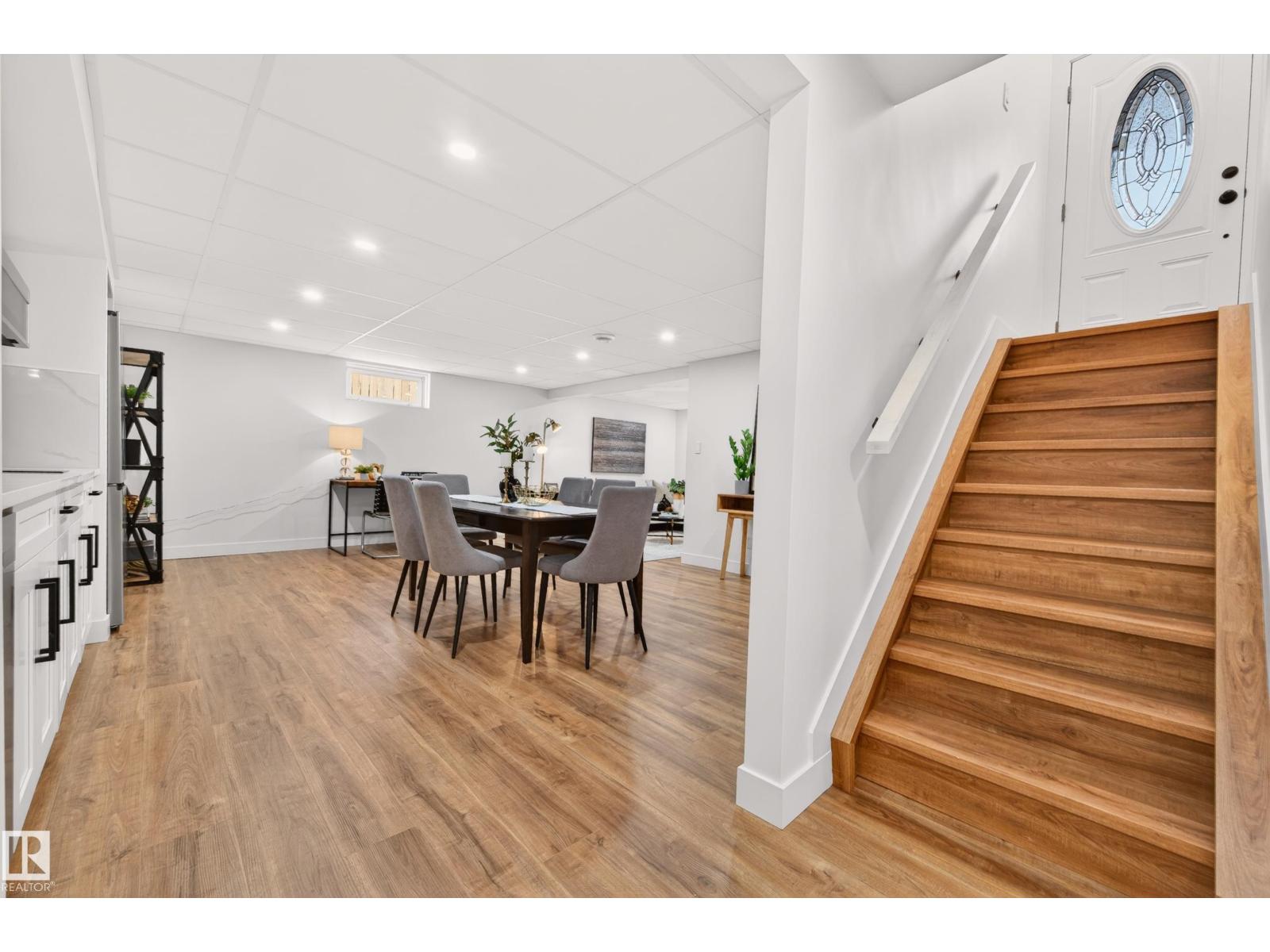 18312 91 AV NW - 57