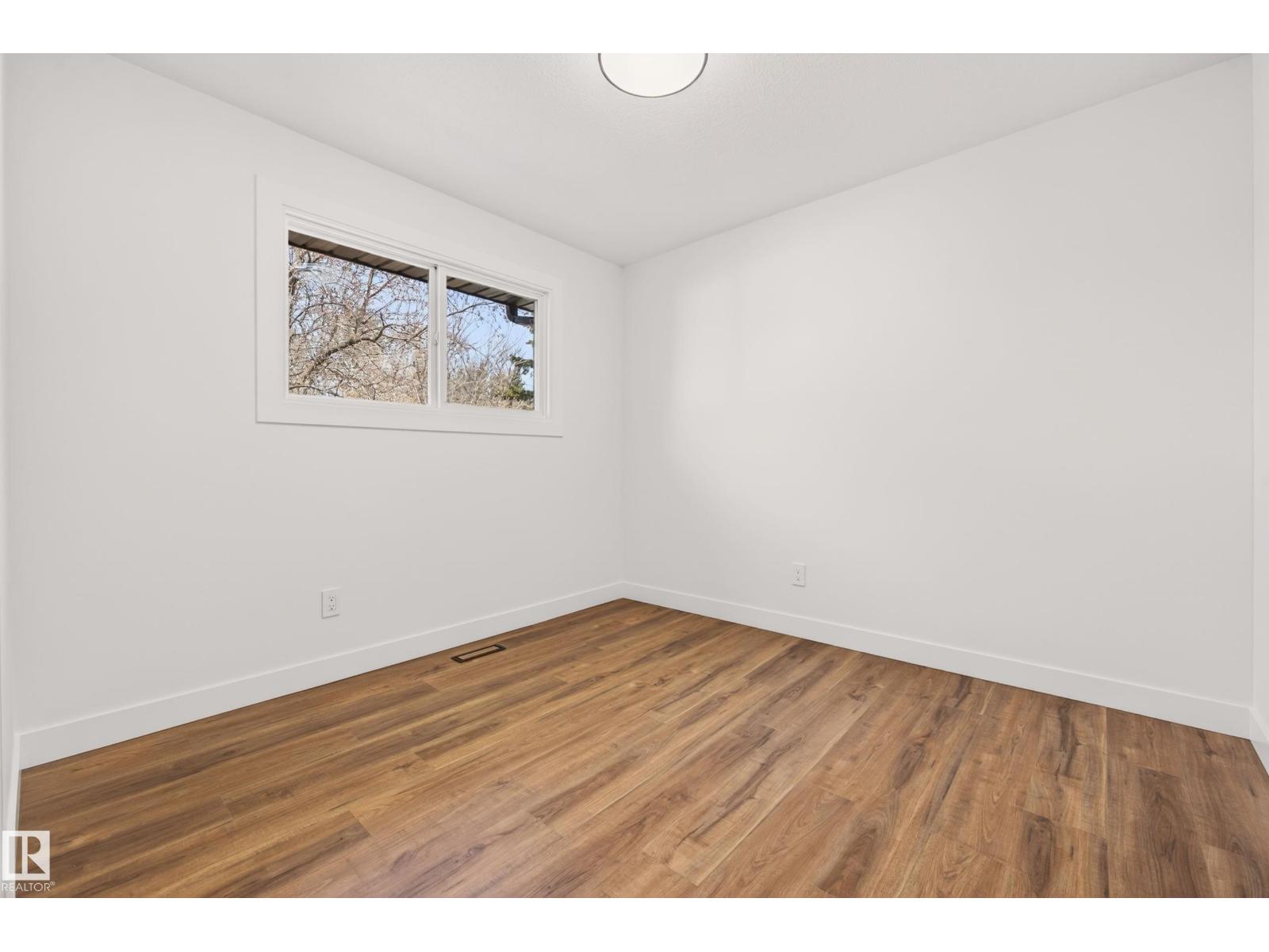 18312 91 AV NW - 41