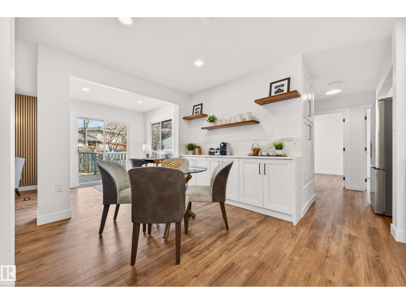 18312 91 AV NW - 26