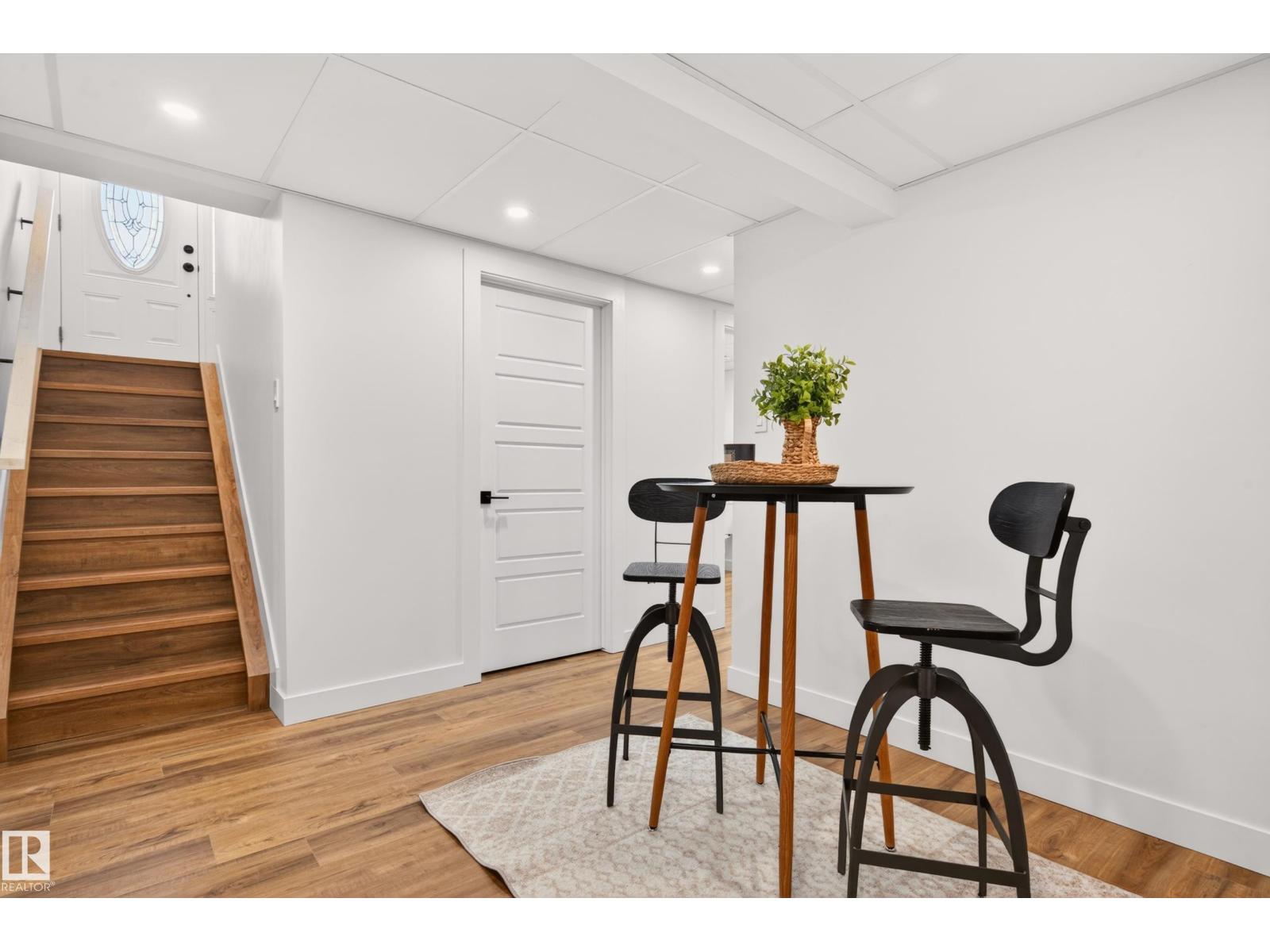 18312 91 AV NW - 66