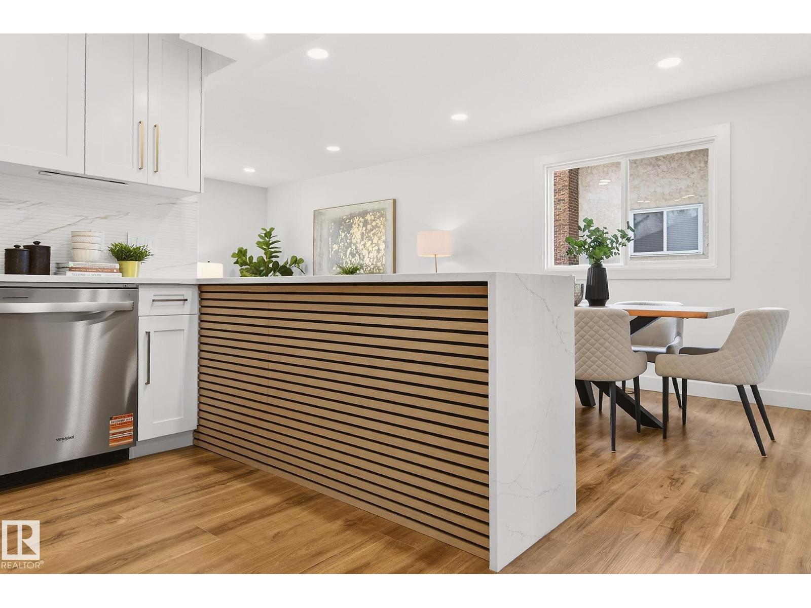 18312 91 AV NW - 22