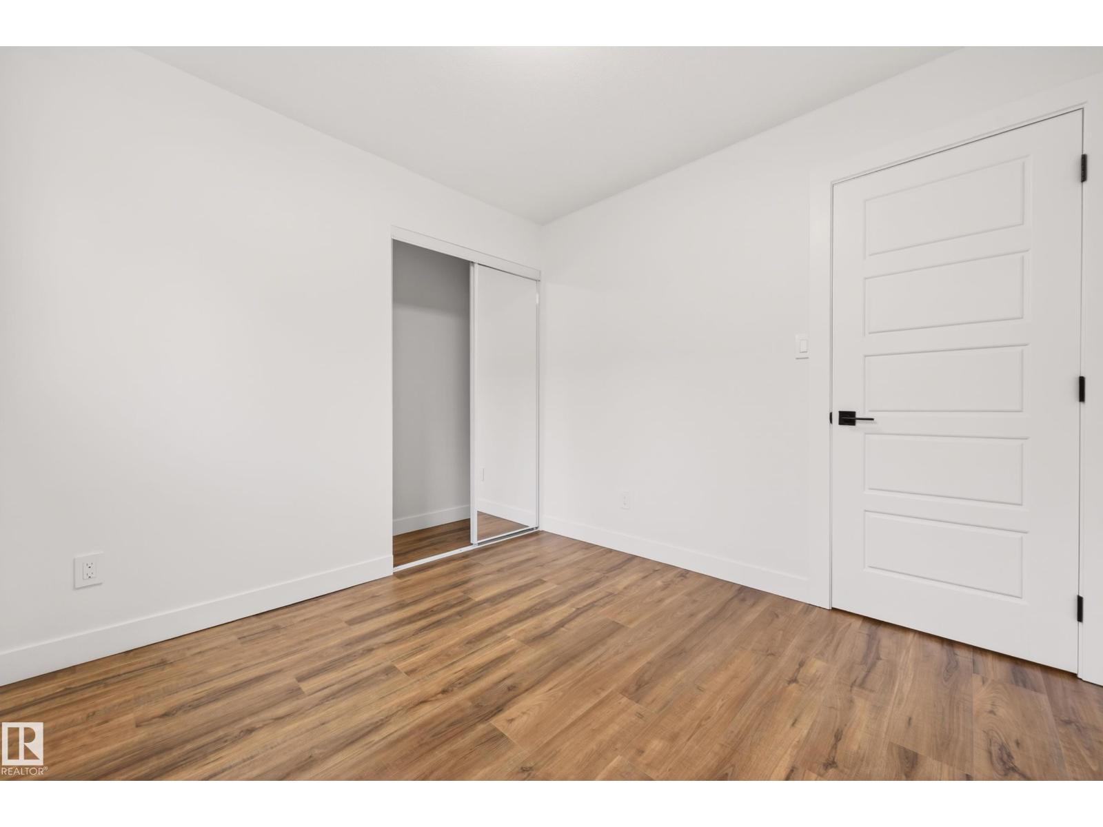 18312 91 AV NW - 44