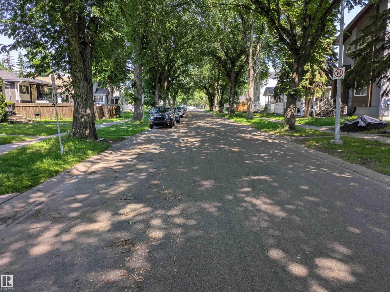 11412 85 ST NW - 17