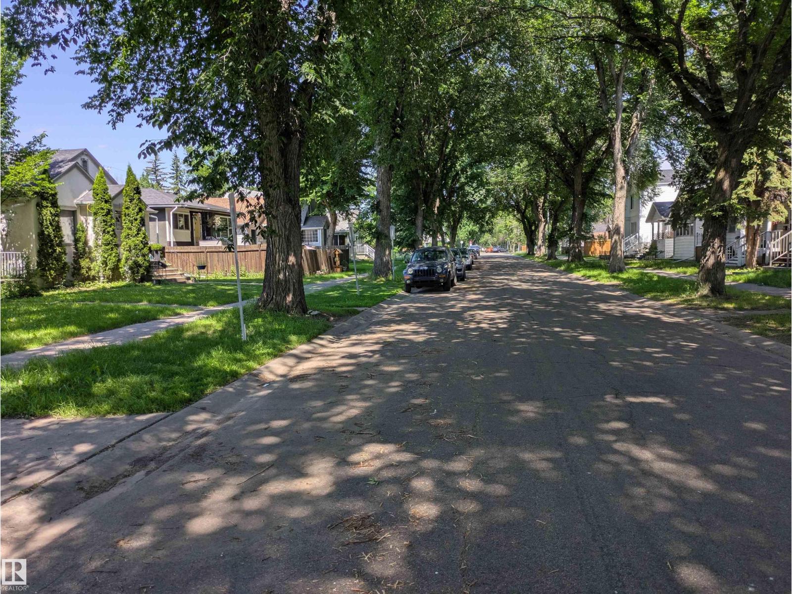 11412 85 ST NW - 16