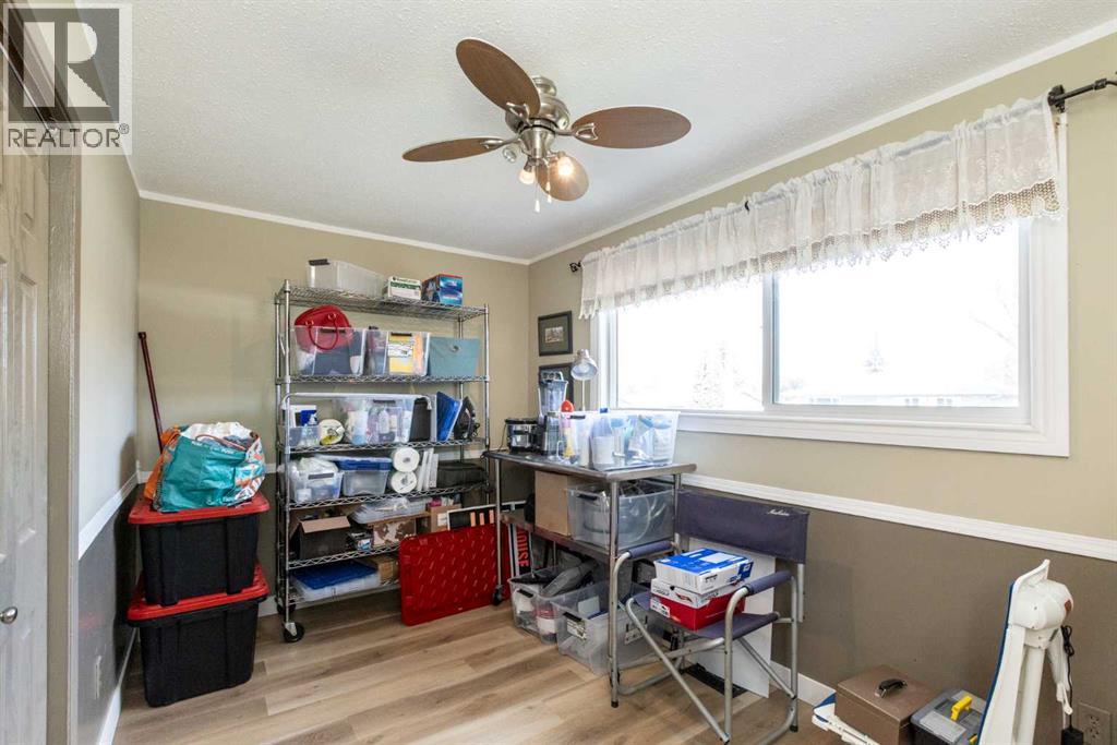 5015 35 Street - 26