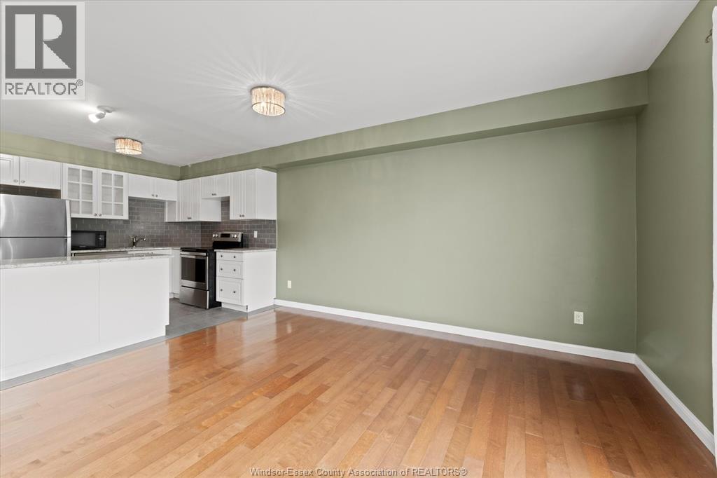 #1110 8591 RIVERSIDE DRIVE East - 13