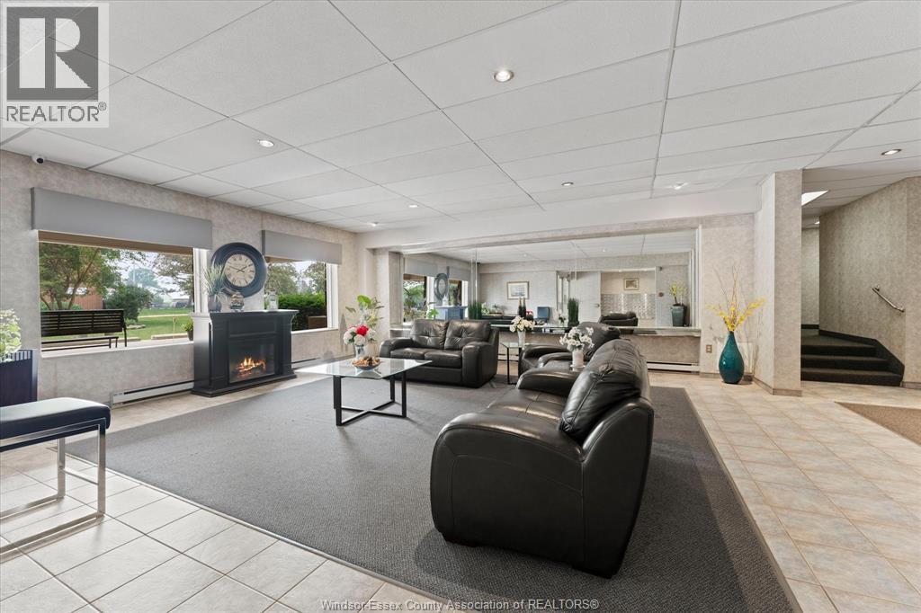 #1110 8591 RIVERSIDE DRIVE East - 29