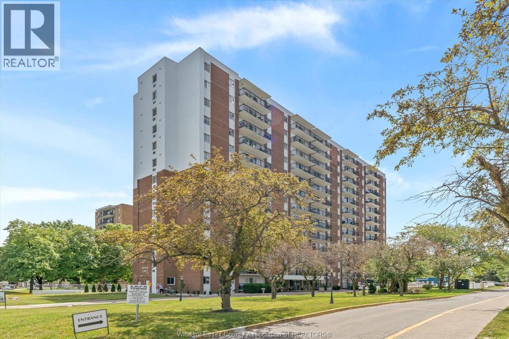 #1110 8591 RIVERSIDE DRIVE East - 3