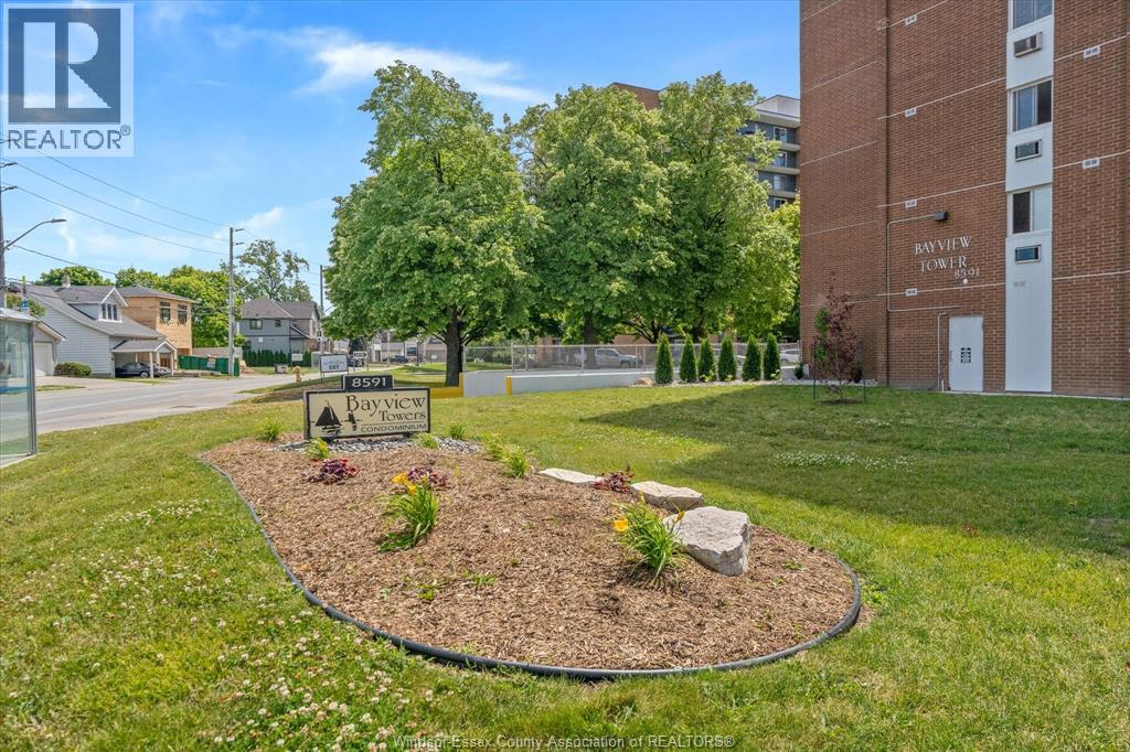 #1110 8591 RIVERSIDE DRIVE East - 4