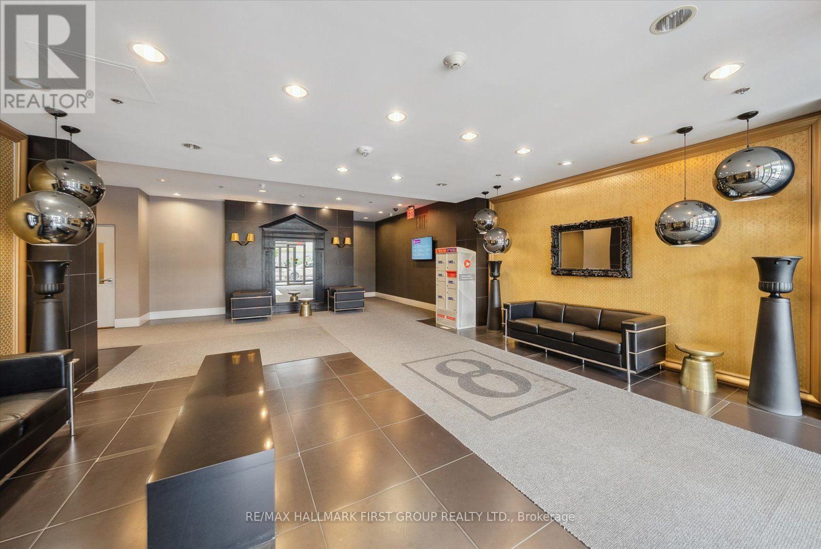 #602 8 GLADSTONE AVENUE - 3