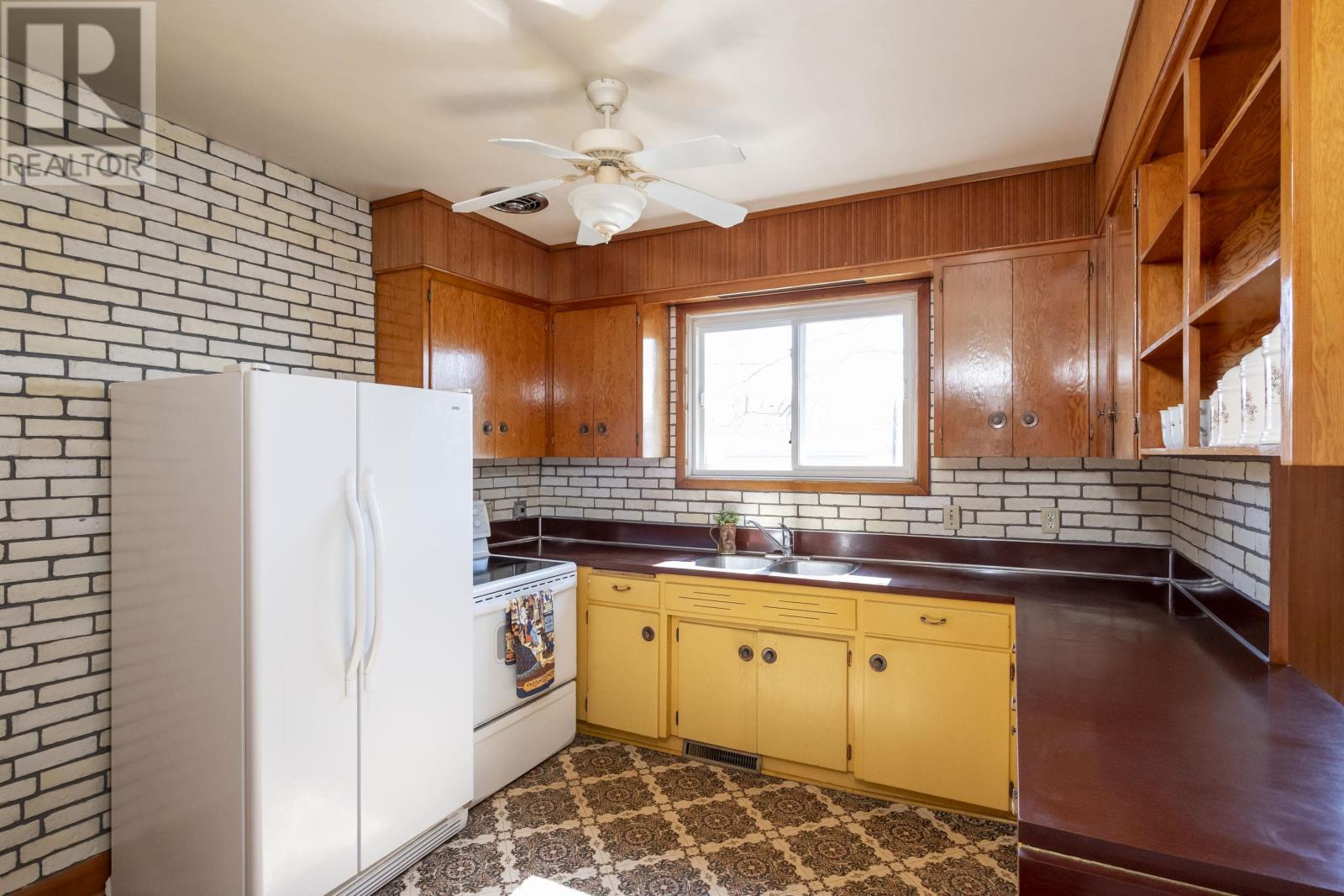 231 ALDER AVE - 17