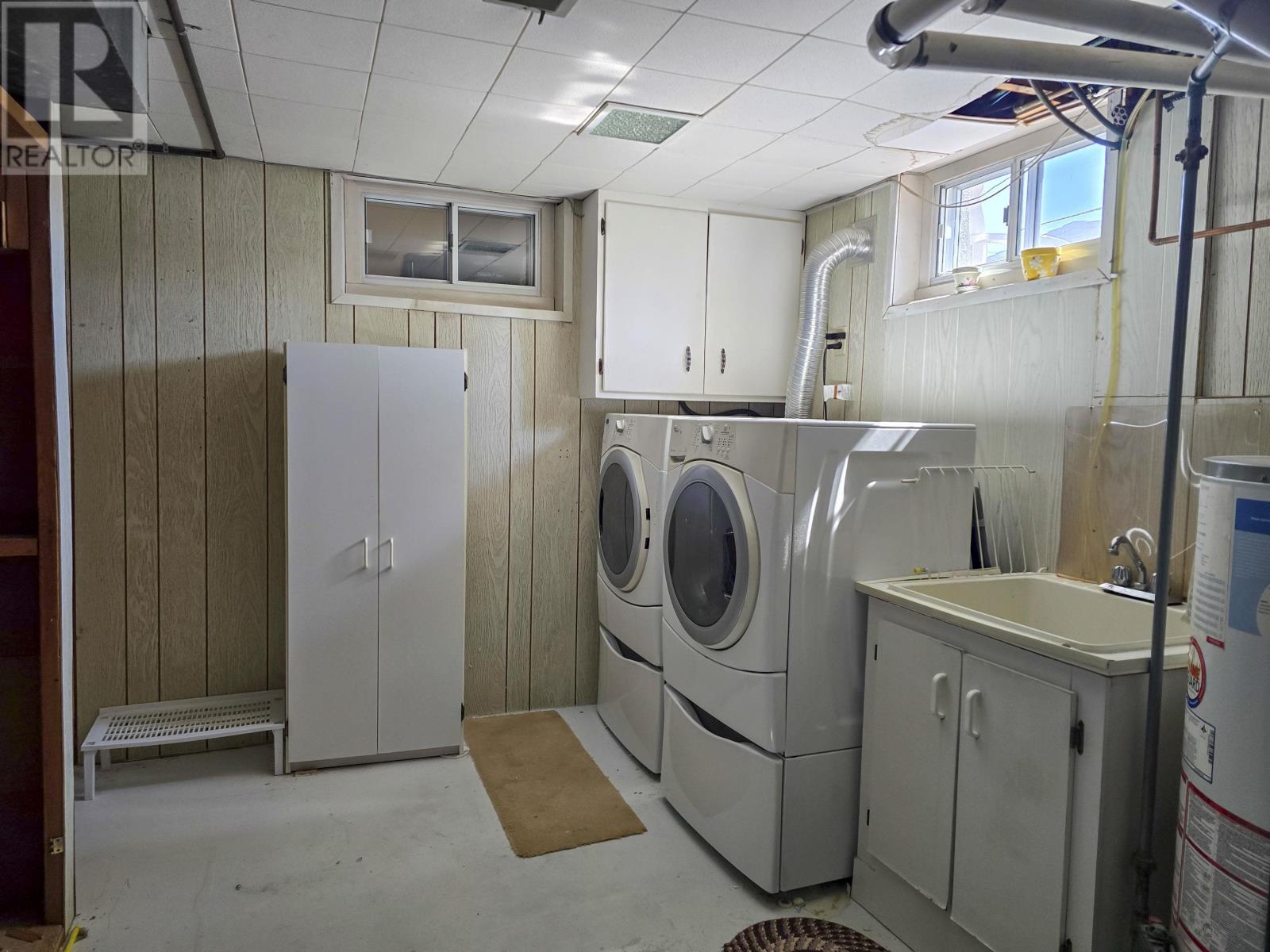 231 ALDER AVE - 39