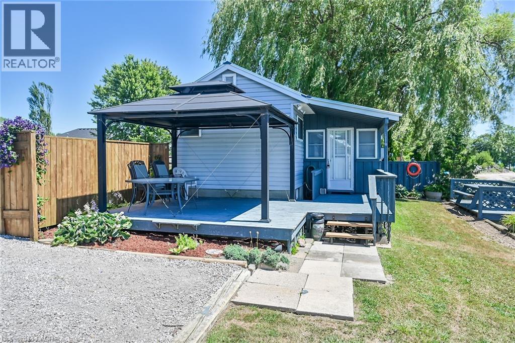 86 LAKESHORE Road - Image 33