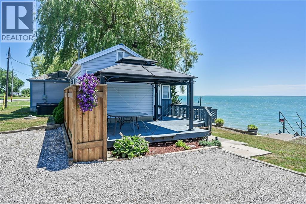 86 LAKESHORE Road - 26