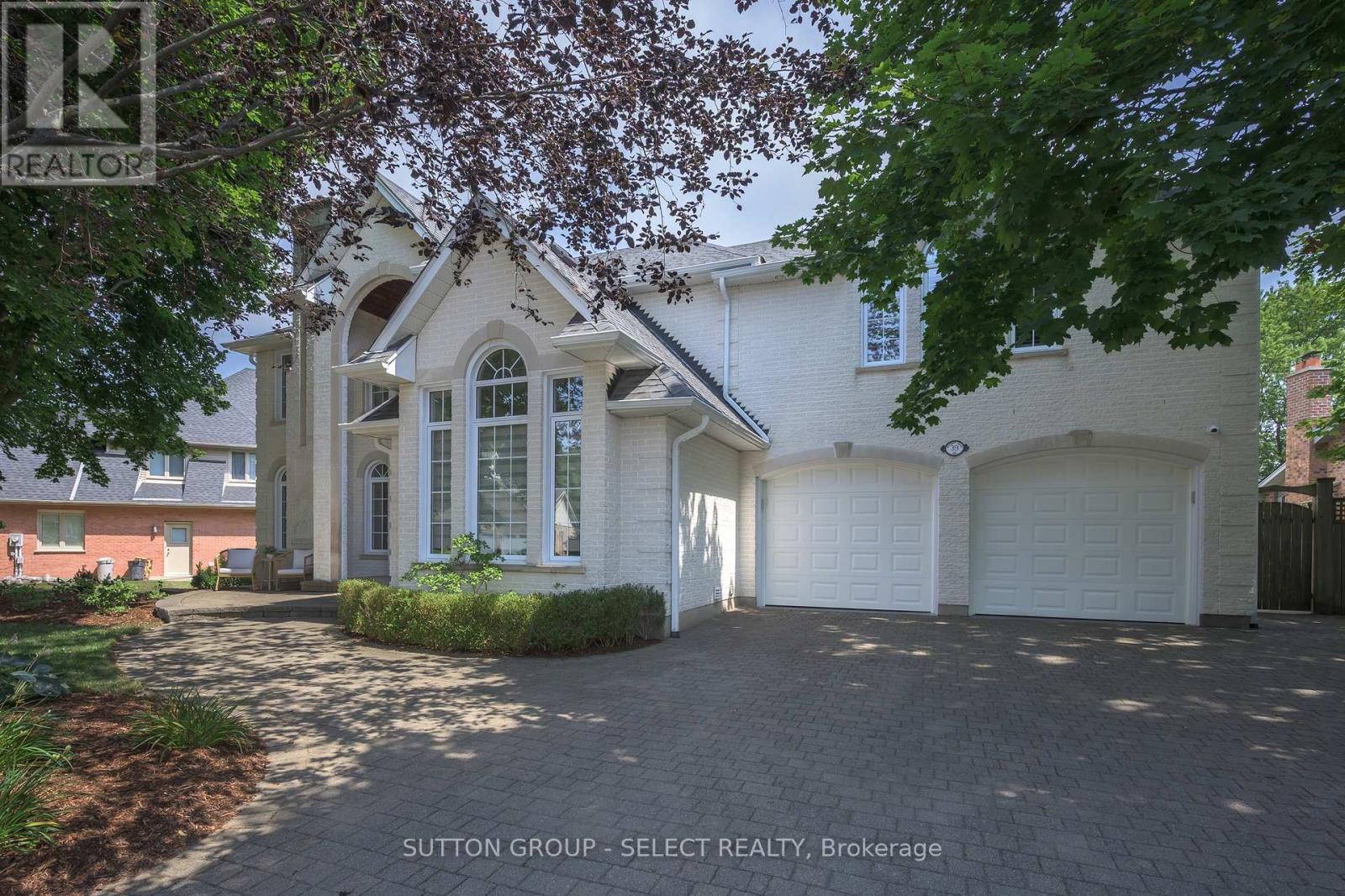 39 BUTTERNUT GROVE - Image 48