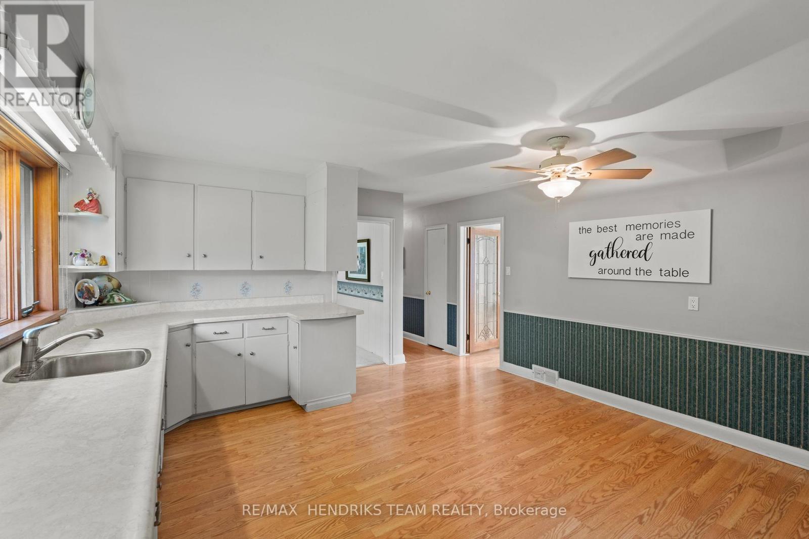17 KAMLA DRIVE - 10