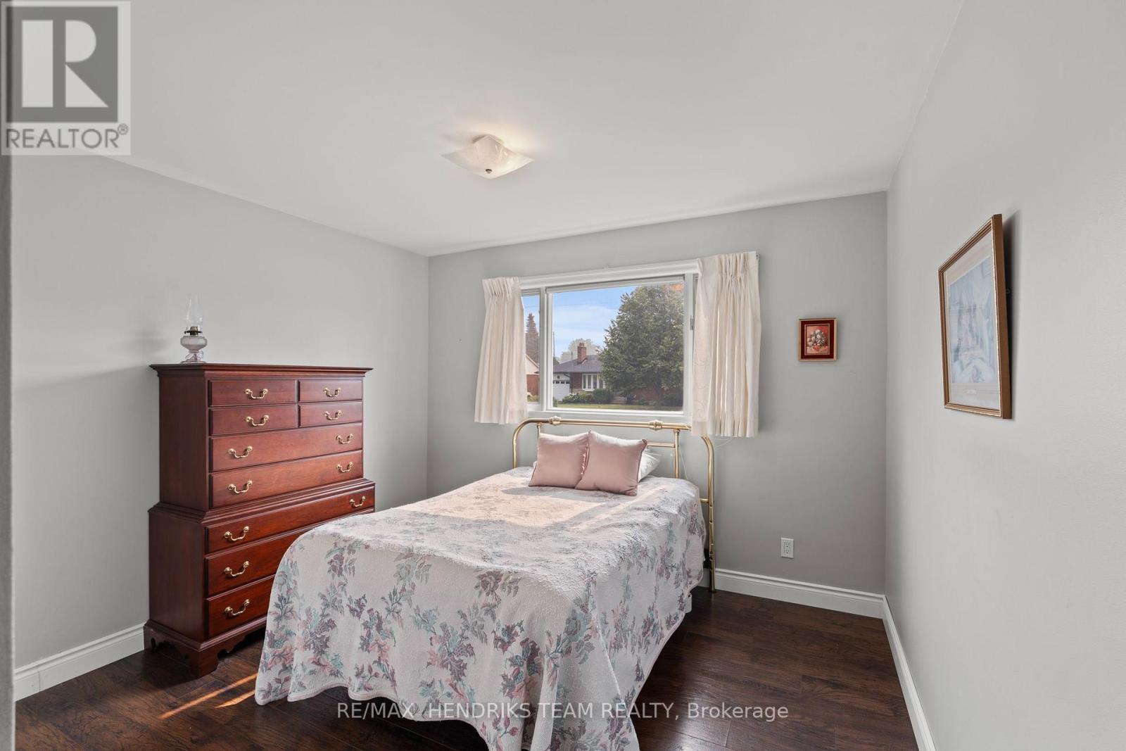 17 KAMLA DRIVE - 11