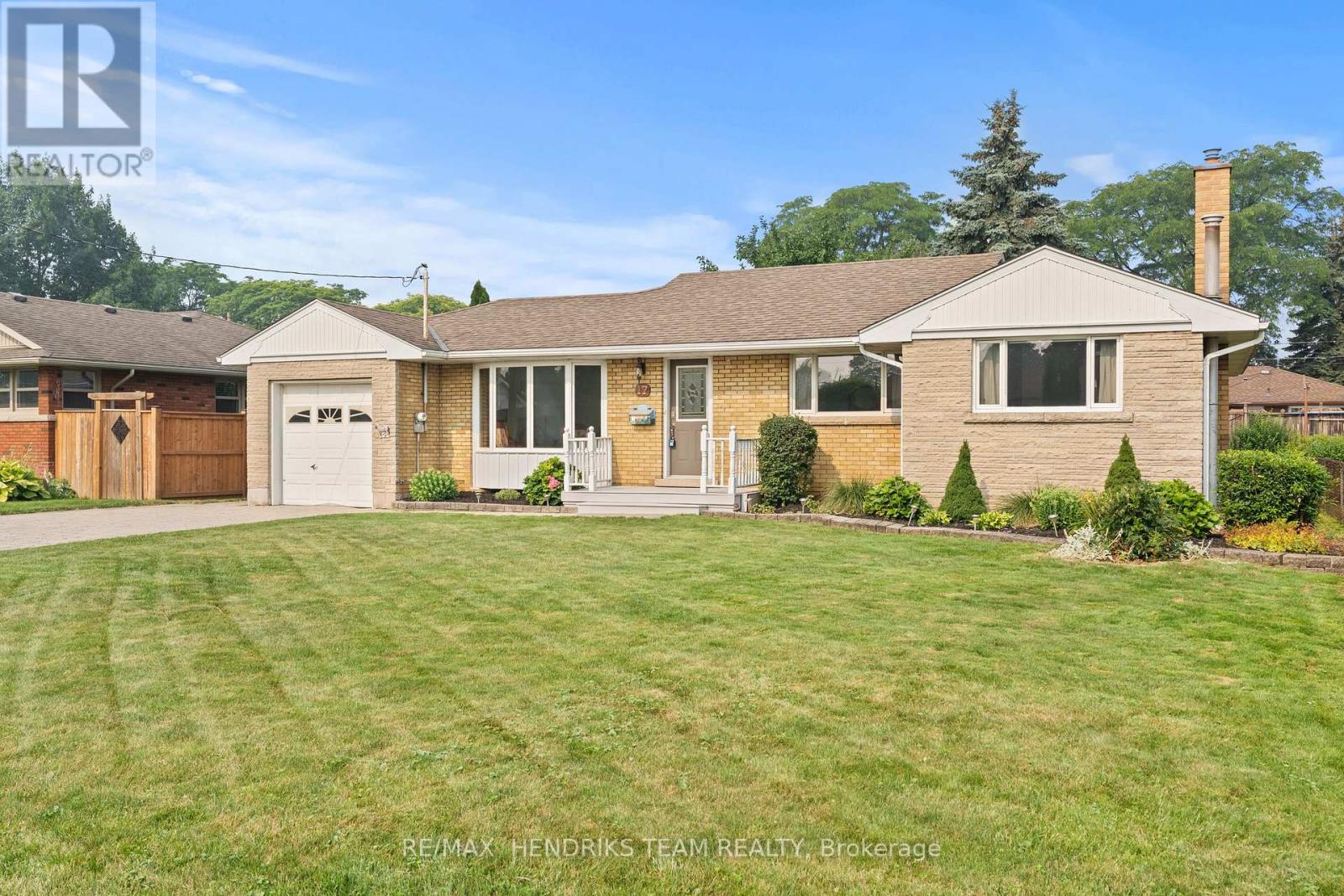 17 KAMLA DRIVE - 3