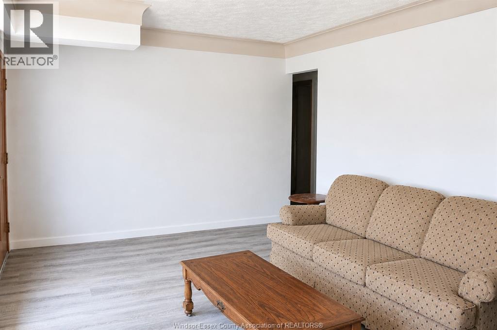 5 Audrey STREET - 21