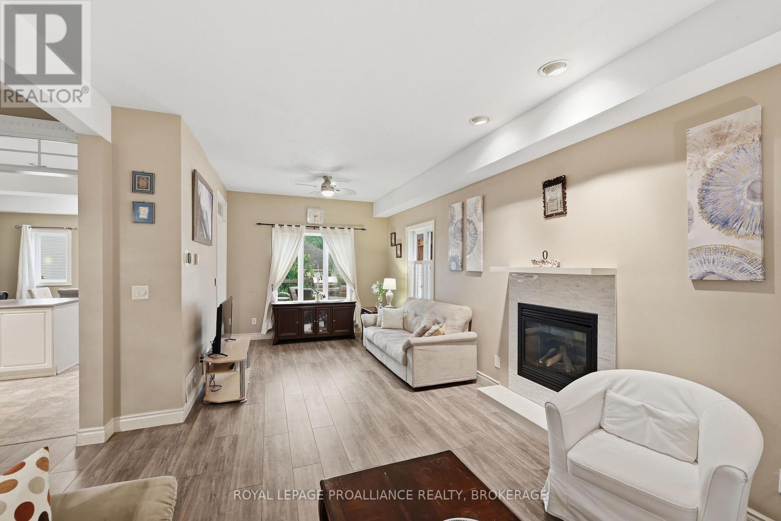 440 CONSERVATORY DRIVE - Image 14