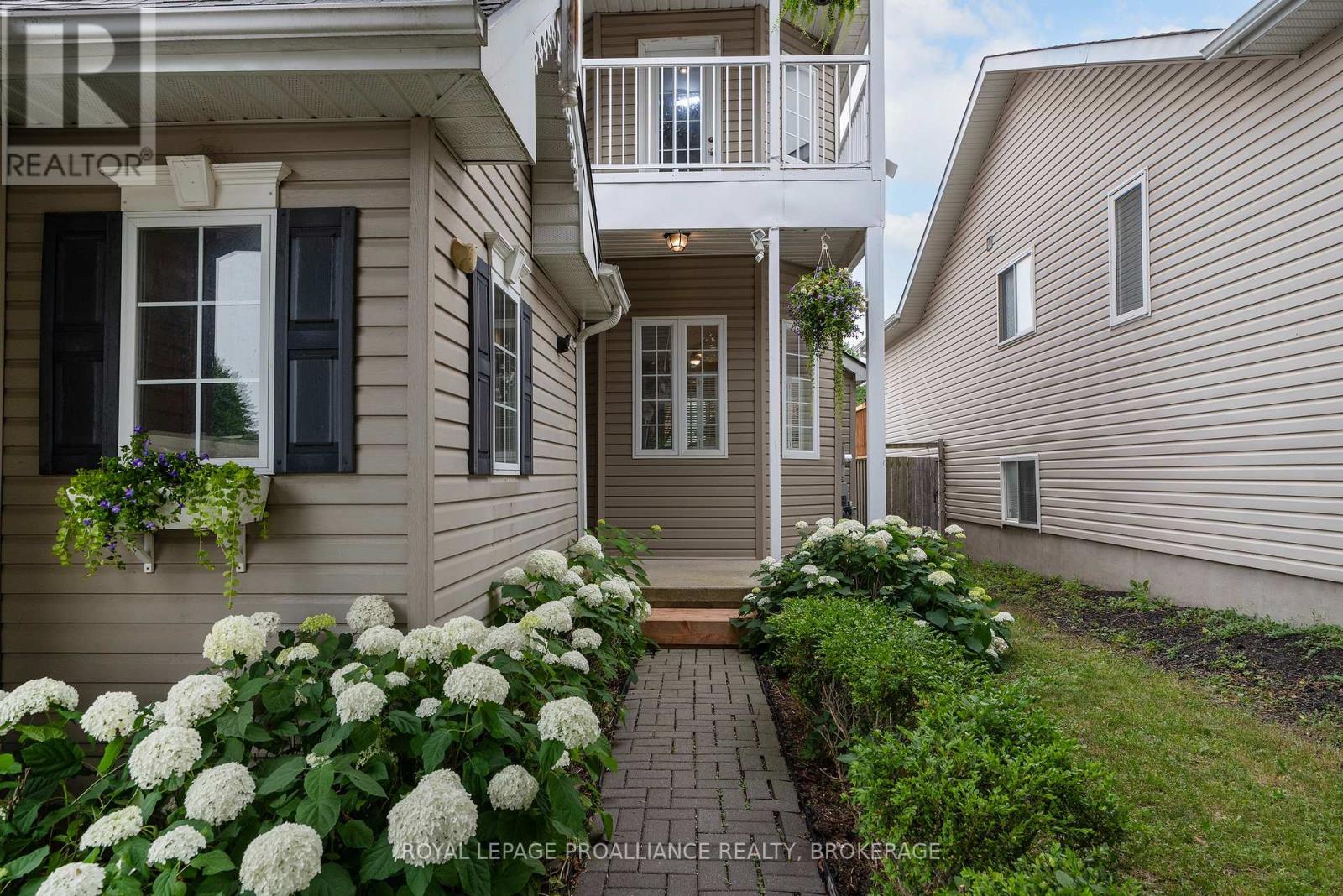 440 CONSERVATORY DRIVE - Image 3