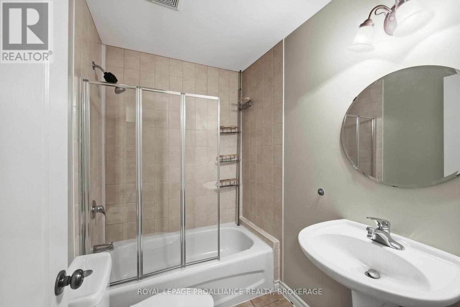 440 CONSERVATORY DRIVE - Image 35