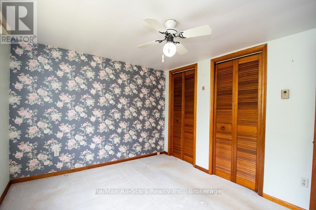 9 JONES AVENUE - 15