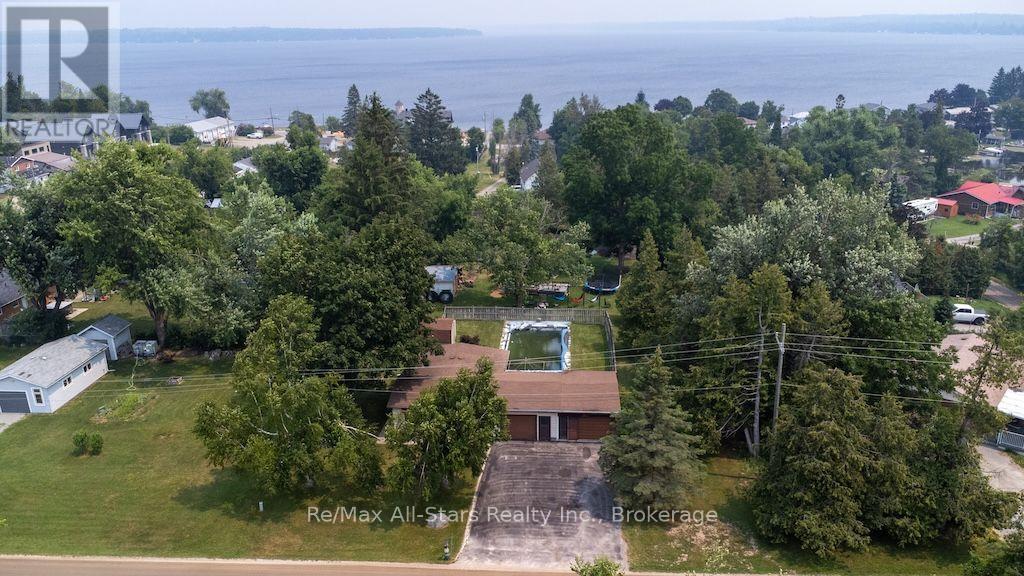 9 JONES AVENUE - 2
