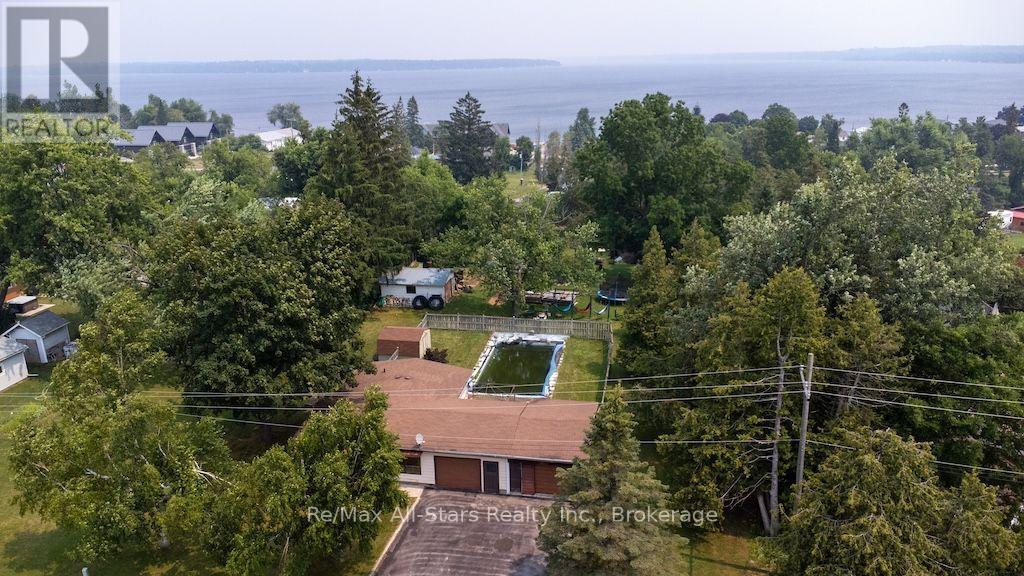 9 JONES AVENUE - 20
