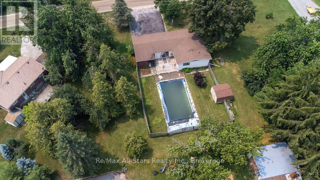 9 JONES AVENUE - 28