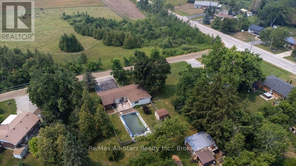 9 JONES AVENUE - 29