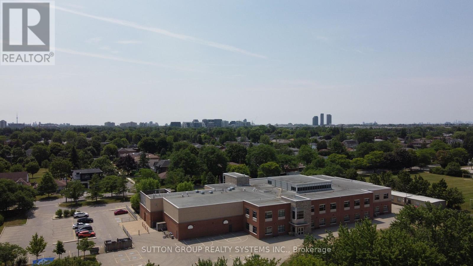 89 REINER ROAD - 27