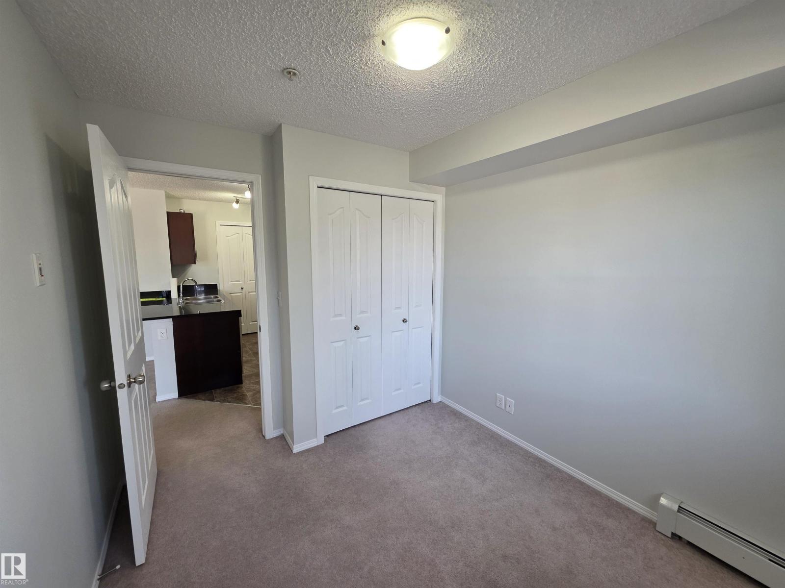#206 12045 22 AV SW - 14