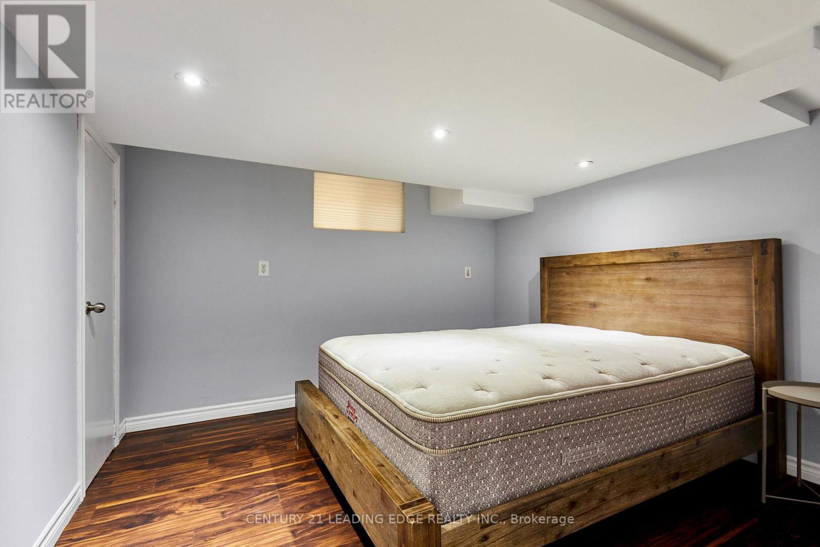 16 MCCOWAN ROAD - Image 32