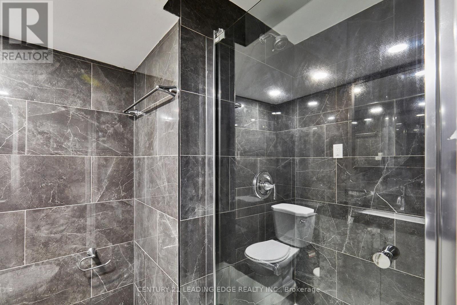 16 MCCOWAN ROAD - Image 34