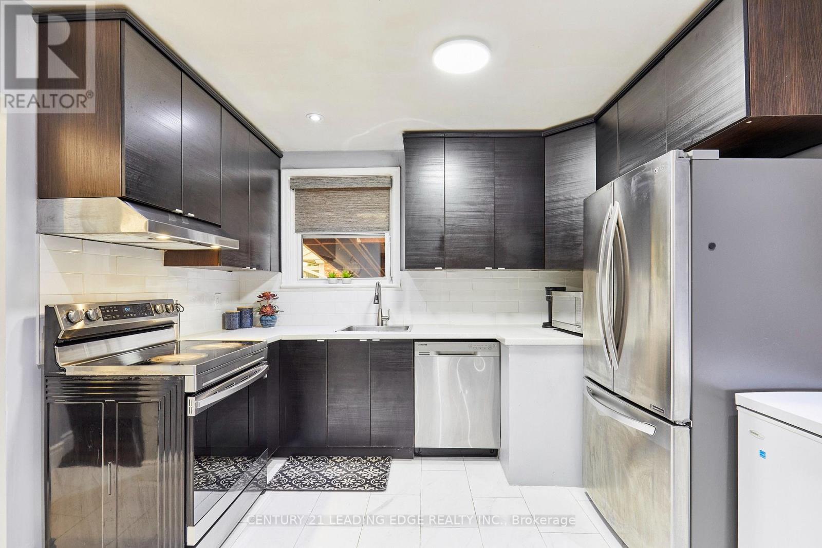 16 MCCOWAN ROAD - Image 6
