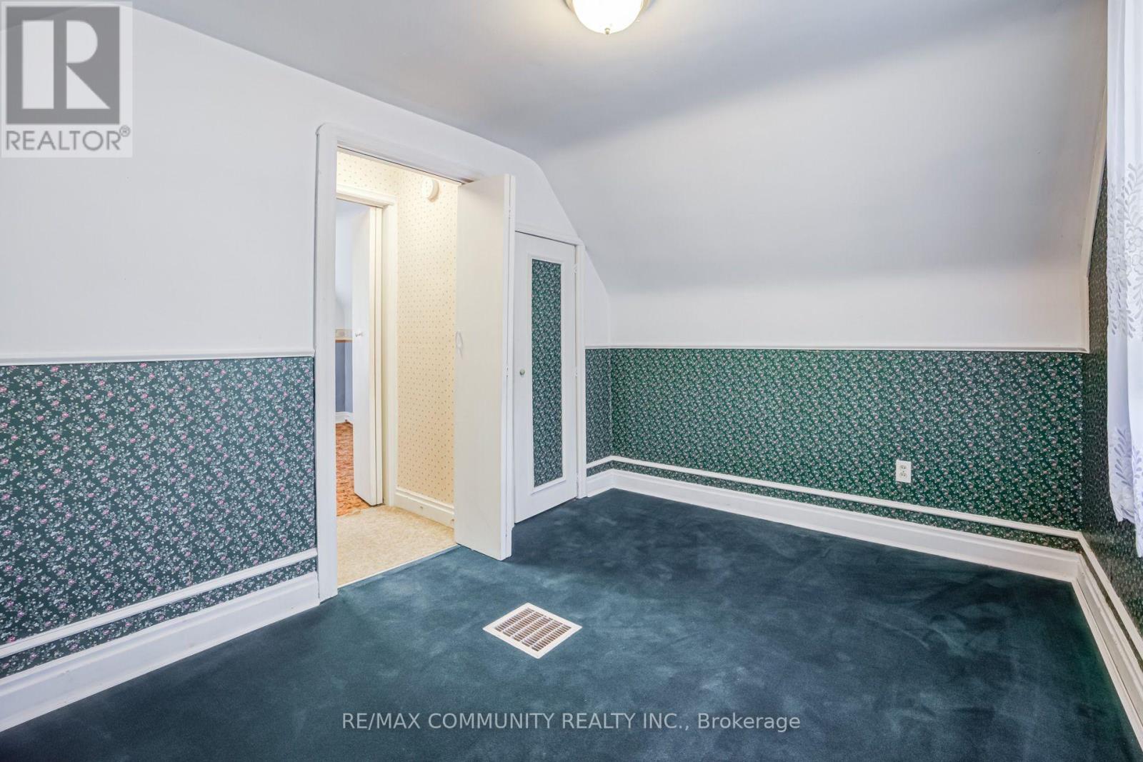 449 RITSON ROAD N - 16