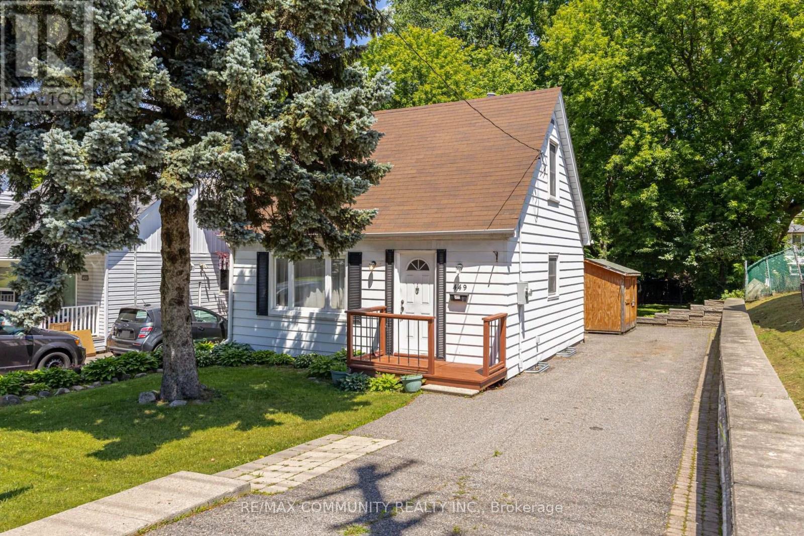 449 RITSON ROAD N - 2