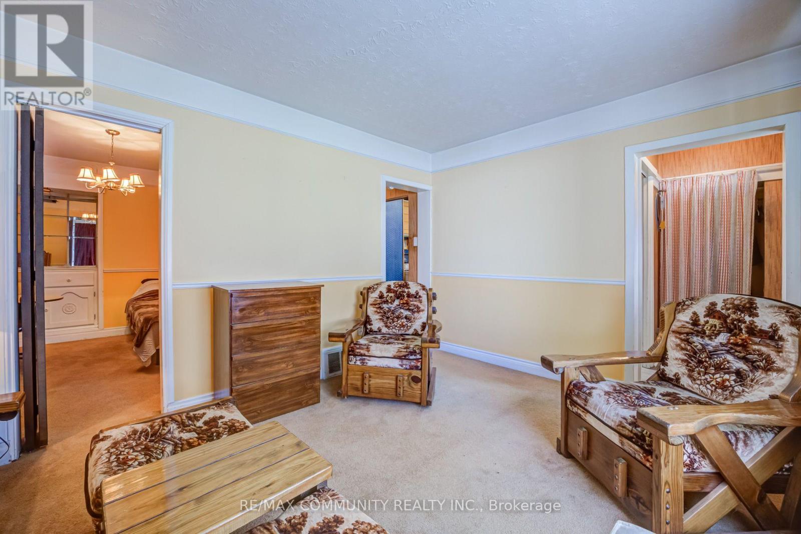 449 RITSON ROAD N - Image 7