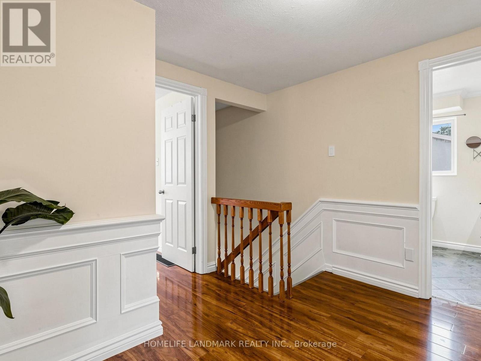 662 MERLIN COURT - 17