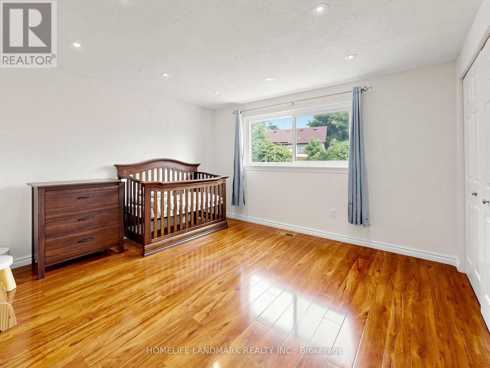 662 MERLIN COURT - 21