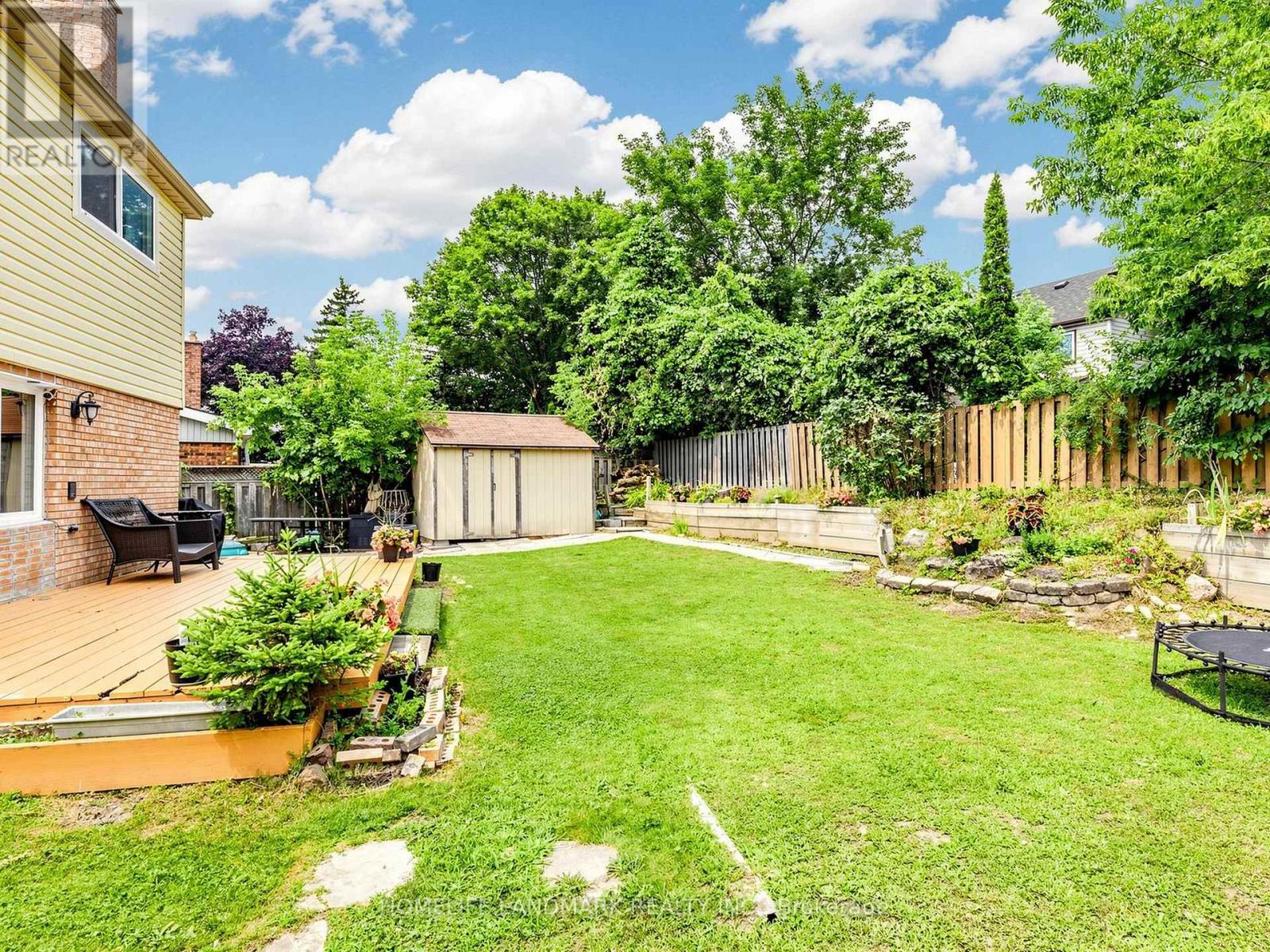 662 MERLIN COURT - 28