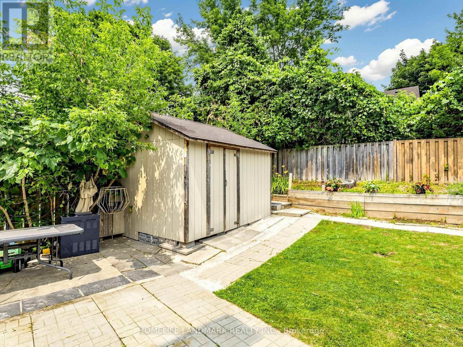 662 MERLIN COURT - 31