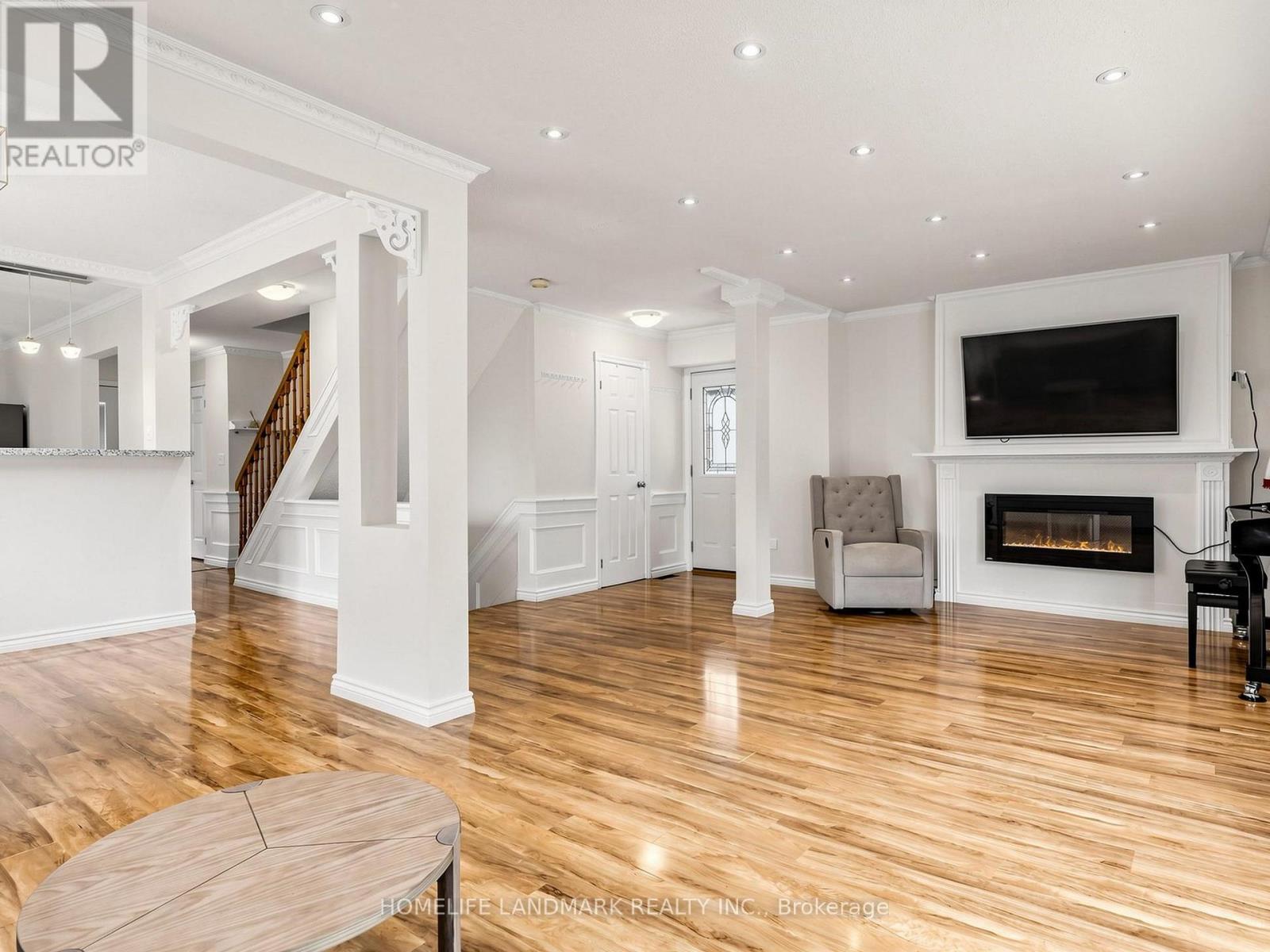 662 MERLIN COURT - 4