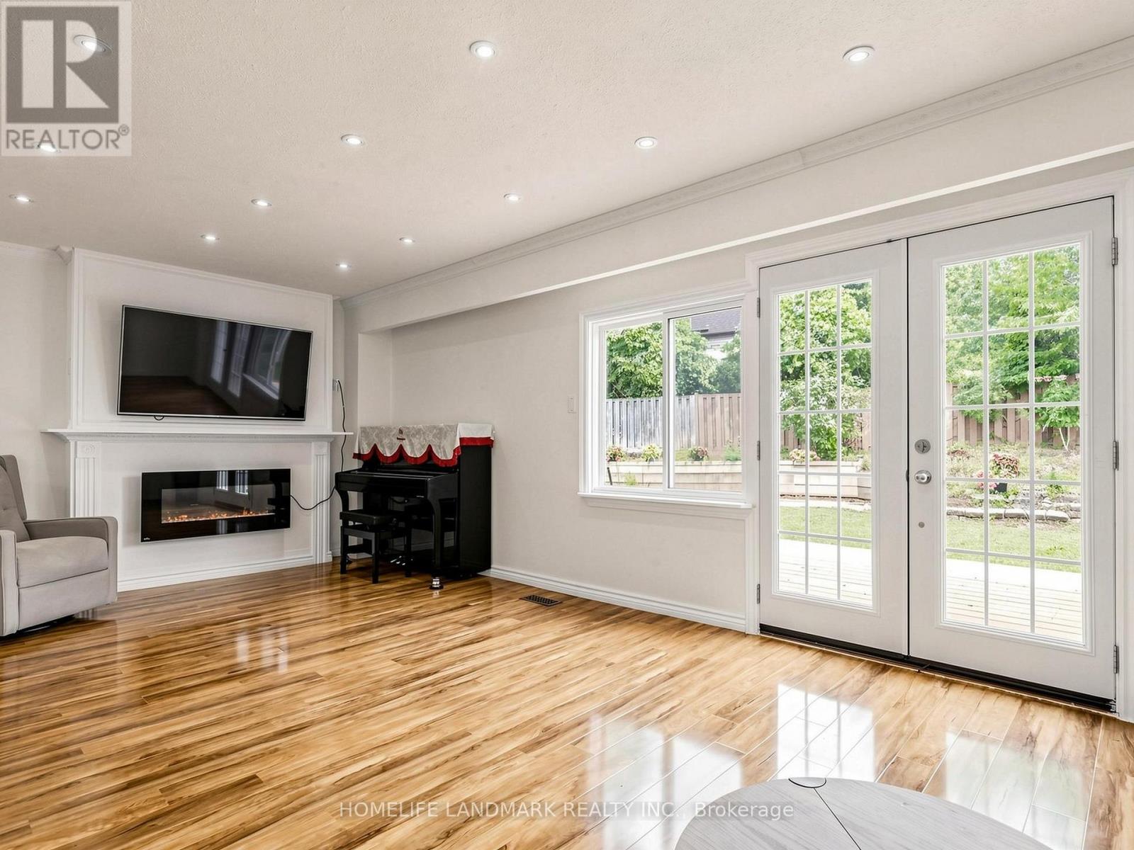 662 MERLIN COURT - 5