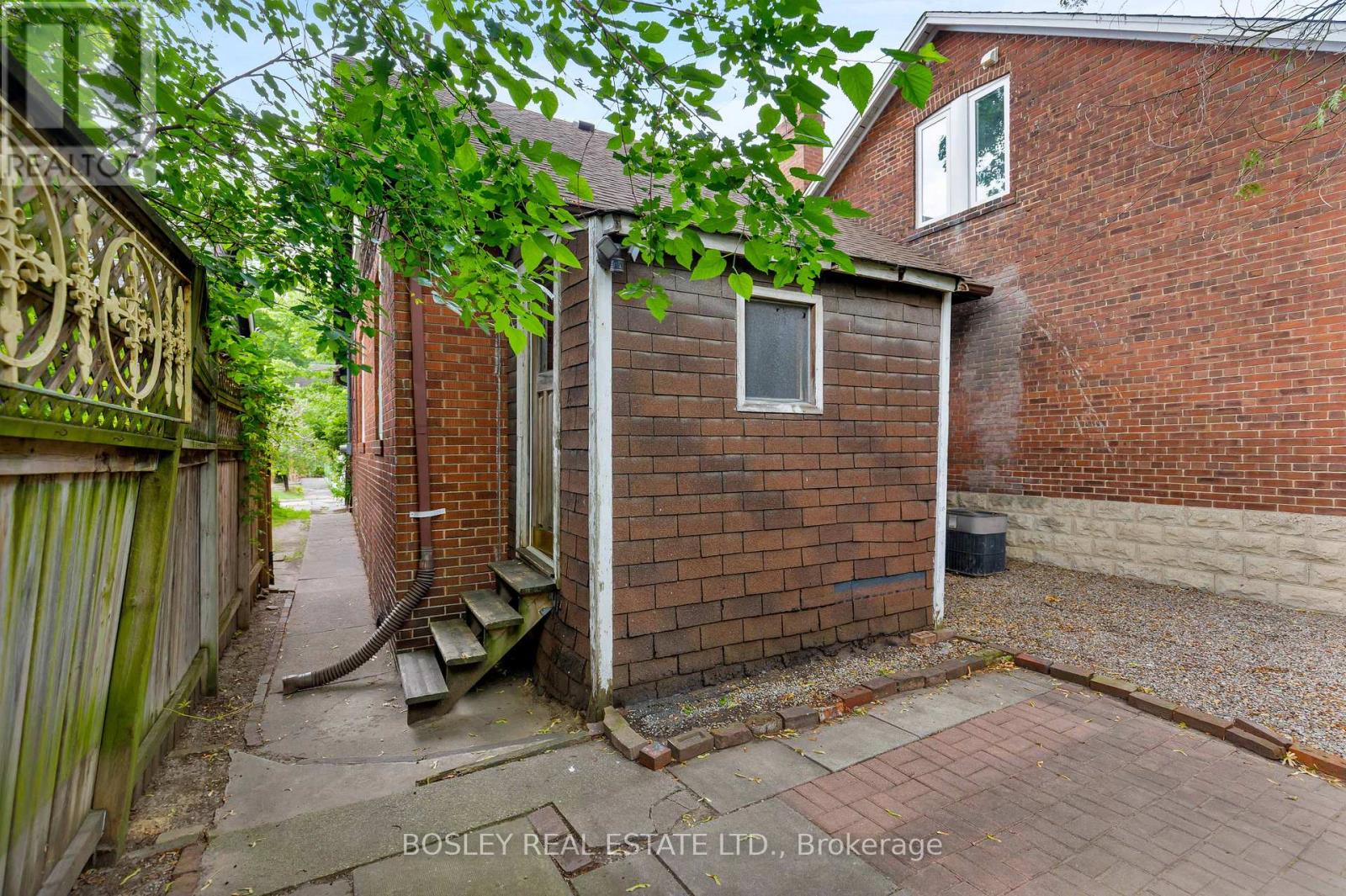 247 GAINSBOROUGH ROAD - 29