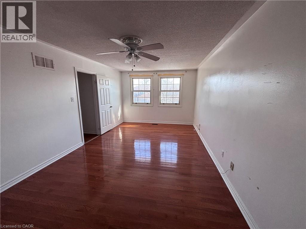 15 STRADA Boulevard - 18