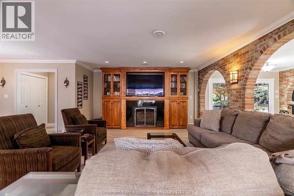 3 Pine Crest ROAD - 13